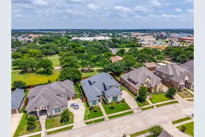 6444 Hawks Ridge Drive, North Richland Hills, TX 76182 - Photo 2