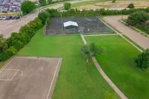 2011 Towngate Dr, Garland, TX 75041 - Photo 22