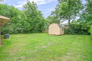 151 W College St, Canton, TX 75103 - Photo 22