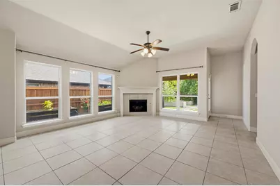 512 Carnation Lane, Mansfield, TX 76063 - Photo 10