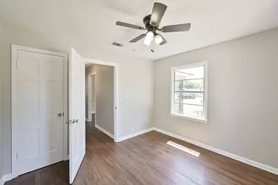 1501 Greenbrier Drive, River Oaks, TX 76114 - Photo 16
