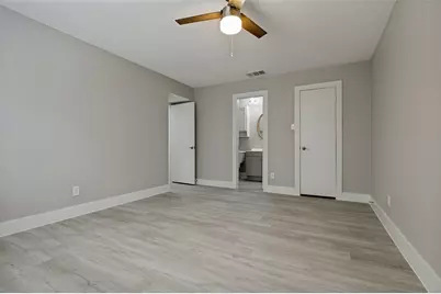 7334 Oakmore Drive, Dallas, TX 75249 - Photo 16