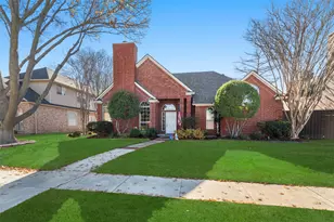 2700 Trophy Dr, Plano, TX 75025 - Photo 2
