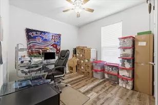 1805 Megan Creek Dr, Little Elm, TX 75068 - Photo 20