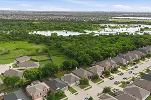 1805 Megan Creek Dr, Little Elm, TX 75068 - Photo 28