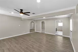 4006 Hanover Dr, Garland, TX 75042 - Photo 10