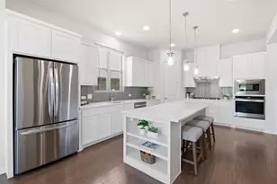 301 Green Valley Dr, McKinney, TX 75071 - Photo 12