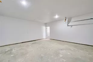 1405 E Maddox Ave, Fort Worth, TX 76104 - Photo 36