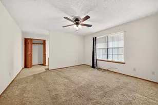 304 Shady Ln, Azle, TX 76020 - Photo 20