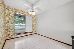 304 Shady Ln, Azle, TX 76020 - Photo 18