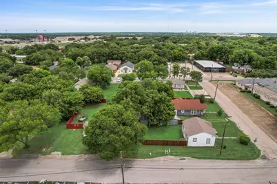 203 Wilson Street, Cedar Hill, TX 75104 - Photo 4