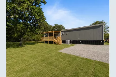 189 Shady Springs Drive, Runaway Bay, TX 76246 - Photo 2