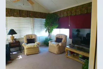 933 Bridges Drive, Arlington, TX 76012 - Photo 8