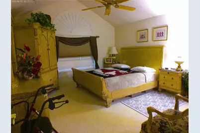 933 Bridges Drive, Arlington, TX 76012 - Photo 10