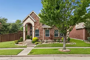 7833 Crampton Ln, Frisco, TX 75035 - Photo 2