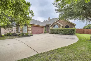 5441 Threshing Dr, Fort Worth, TX 76179 - Photo 2