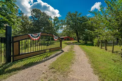 815 Vz County Road 4409, Ben Wheeler, TX 75754 - Photo 2
