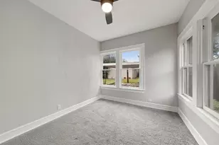 2600 N 17th St, Waco, TX 76708 - Photo 12