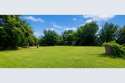 504 N Hampton Road, DeSoto, TX 75115 - Photo 4