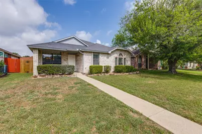 512 Sims Drive, Cedar Hill, TX 75104 - Photo 2