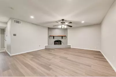 7013 Lincolnshire Lane, North Richland Hills, TX 76182 - Photo 8