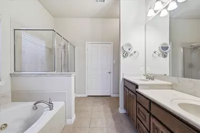 1905 Fountain Meadows Drive, Euless, TX 76039 - Photo 16