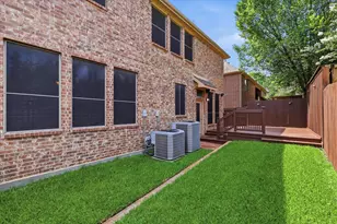 1905 Fountain Meadows Dr, Euless, TX 76039 - Photo 32