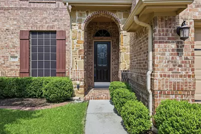 1905 Fountain Meadows Drive, Euless, TX 76039 - Photo 4