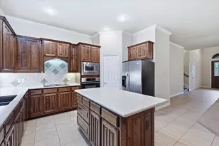 1905 Fountain Meadows Dr, Euless, TX 76039 - Photo 12