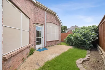 597 Southridge Way, Irving, TX 75063 - Photo 24