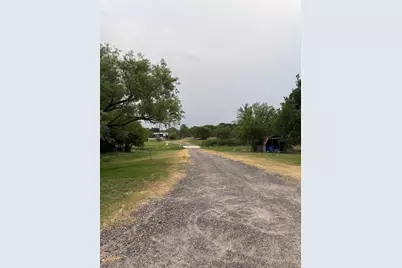 710 Spring Miller Court #C, Arlington, TX 76002 - Photo 2