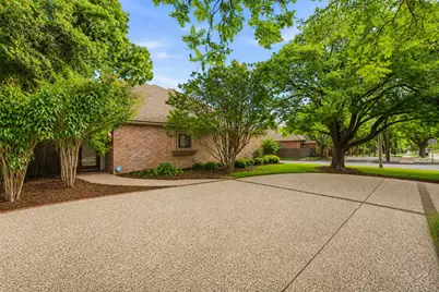 4000 W 5th Street, Fort Worth, TX 76107 - Photo 2