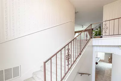 201 Peninsula Court, Granbury, TX 76048 - Photo 20
