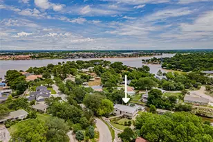 201 Peninsula Ct, Granbury, TX 76048 - Photo 34