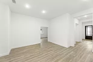 805 Trinity St, Van Alstyne, TX 75495 - Photo 2