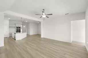 805 Trinity St, Van Alstyne, TX 75495 - Photo 10