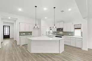 805 Trinity St, Van Alstyne, TX 75495 - Photo 1