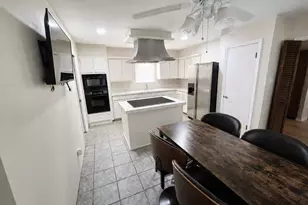 2206 Erin Glen Ct, Deer Park, TX 77536 - Photo 6