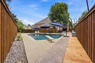 7017 Cherrybark Ln, North Richland Hills, TX 76182 - Photo 2