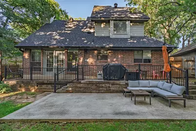1009 W Winding Creek Drive, Grapevine, TX 76051 - Photo 2