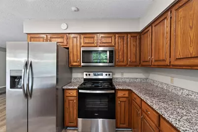 1009 W Winding Creek Drive, Grapevine, TX 76051 - Photo 8