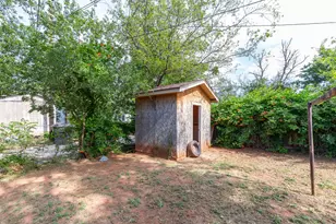 1425 N Mockingbird Ln, Abilene, TX 79603 - Photo 26