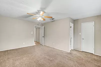 7813 Acapulco Road, Fort Worth, TX 76112 - Photo 10