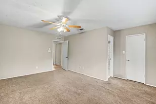 7813 Acapulco Rd, Fort Worth, TX 76112 - Photo 10