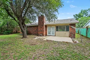 7813 Acapulco Rd, Fort Worth, TX 76112 - Photo 16