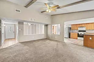 7813 Acapulco Rd, Fort Worth, TX 76112 - Photo 4