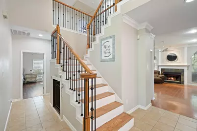 617 Highland Meadows Drive, Highland Village, TX 75077 - Photo 4