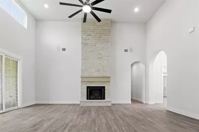 6300 Big Elk Drive, Fort Worth, TX 76140 - Photo 12