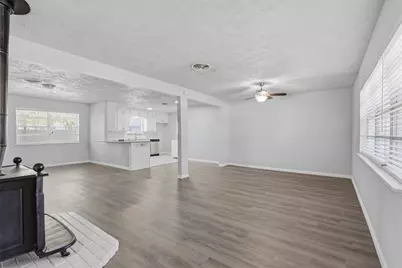 2120 Nottingham Boulevard, Fort Worth, TX 76112 - Photo 4