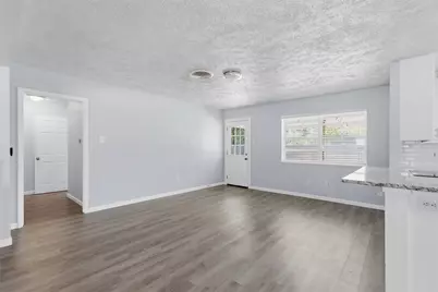 2120 Nottingham Boulevard, Fort Worth, TX 76112 - Photo 12